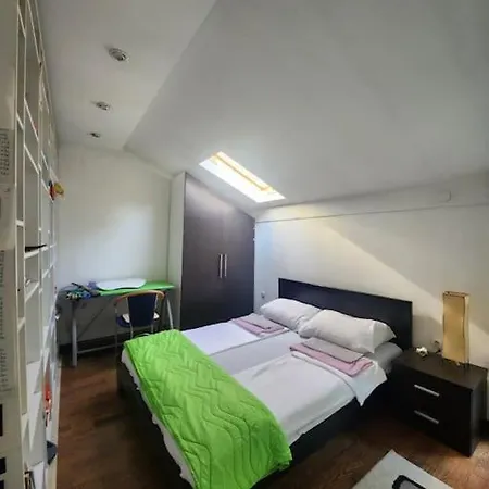 Wenge Apartment *
