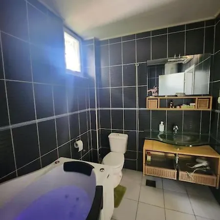Wenge Apartment