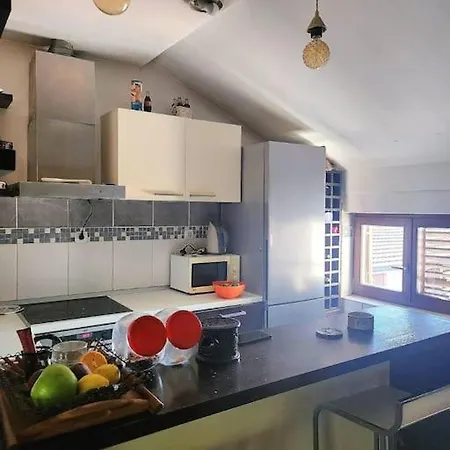 Apartment Wenge