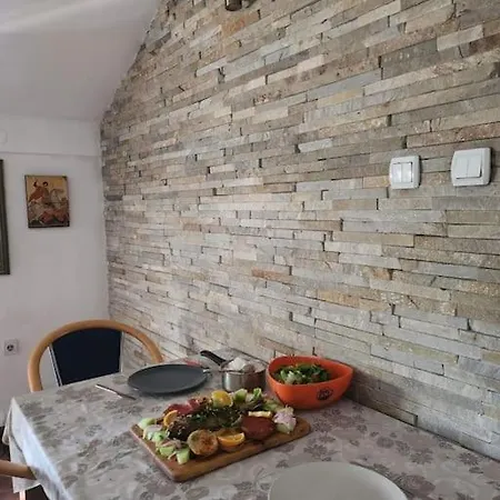 Wenge Apartment *